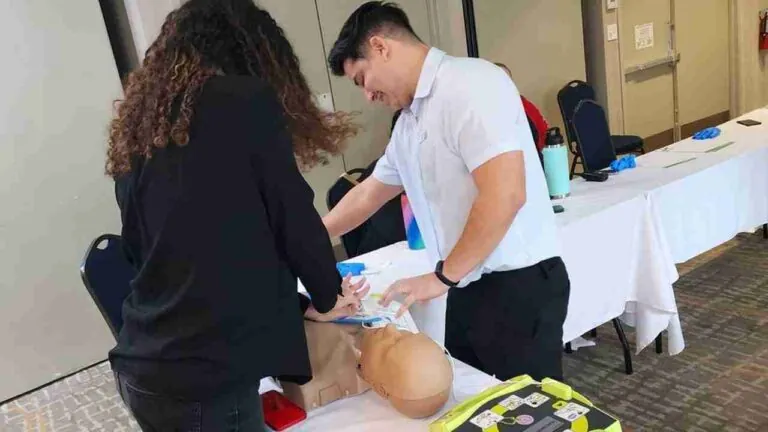 Online First Aid Classes vs. In-Person: Which is Best and Right For You? 