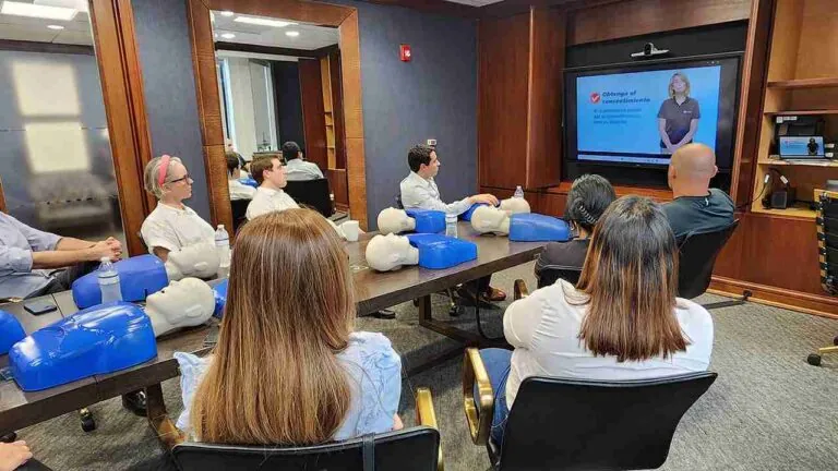 CPR and AED Training in Miami: What to Expect